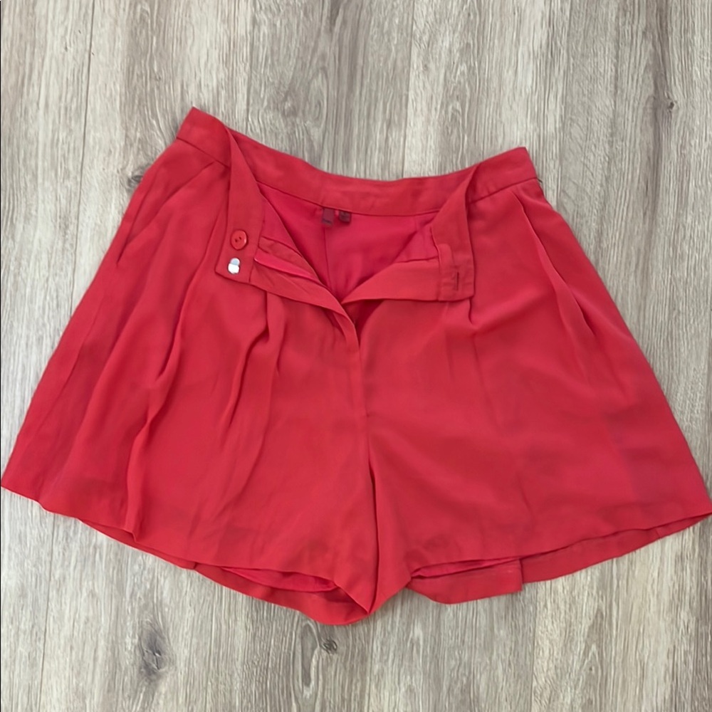 Flowy Women's Dark Coral Shorts with Pockets - Size 6